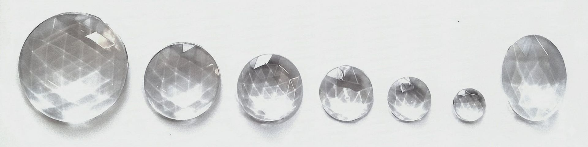 Joyas Redondas Facetadas de Vidrio de 50mm, 35mm, 30mm, 25mm, 20mm, 15mm y 40x30mm para Vitrales Joyas Redondas Facetadas de Vidrio de 50mm, 35mm, 30mm, 25mm, 20mm, 15mm y 40x30mm