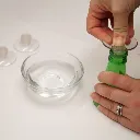 Glastoppers para convertir cuellos de botellas en vasos tequileros reciclados