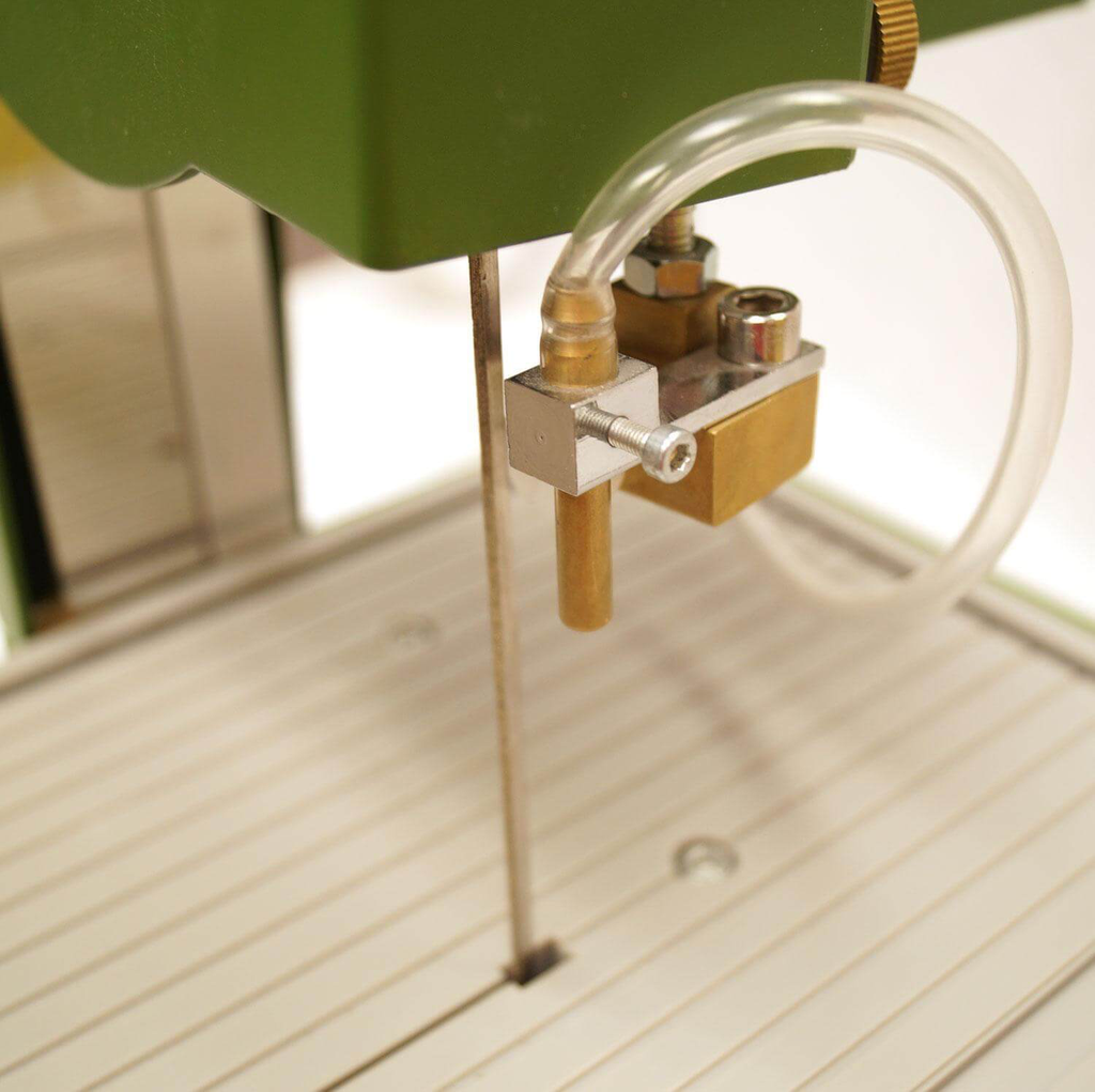 Sierra de Banda Studio Pro Precision 2000 para Vidrio, Madera y Metal  (Caladora de Vidrio)