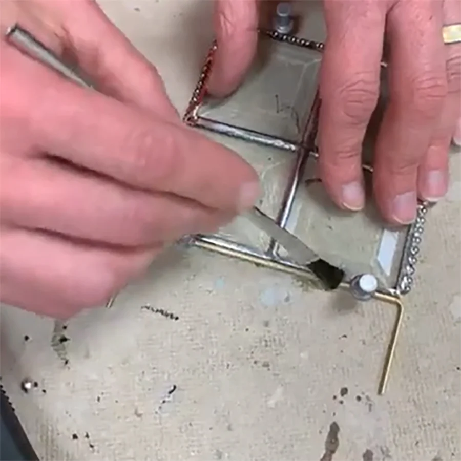 Tubo para Bisagra de Cajas de Vitral - 3/32"